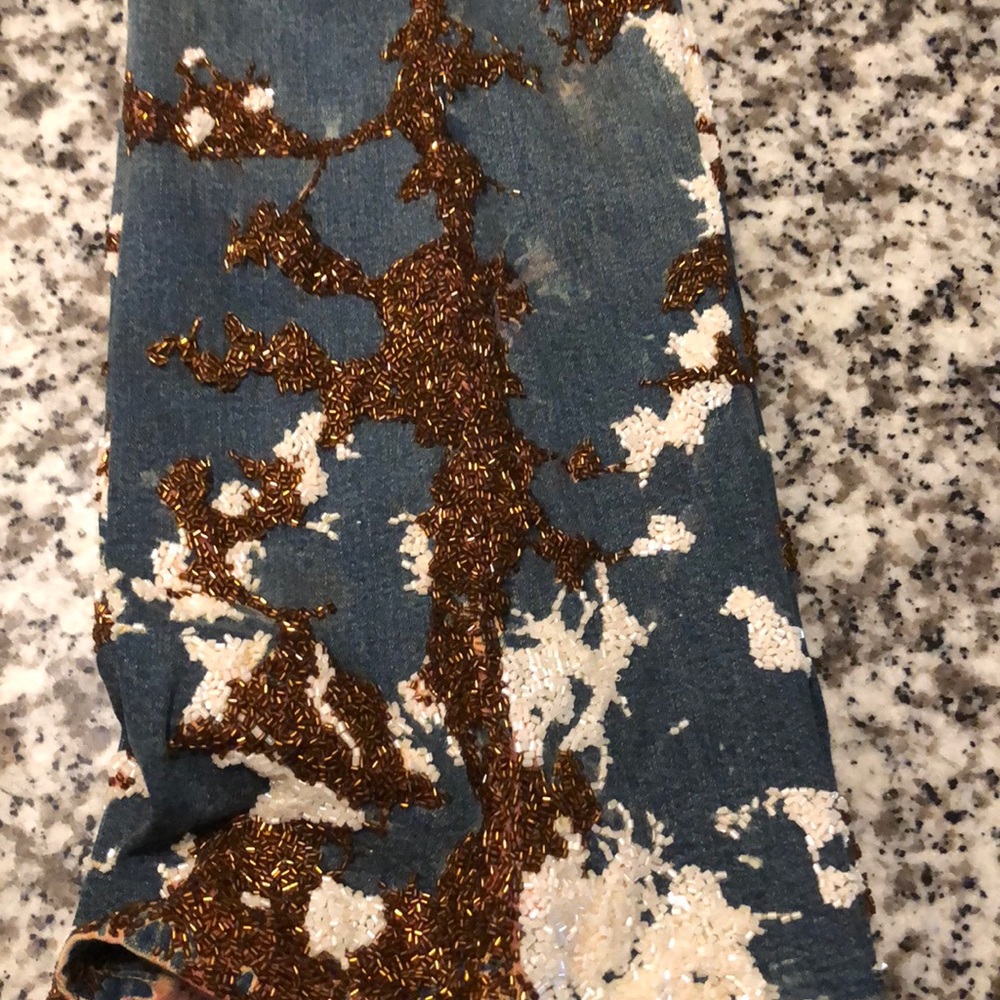Handmade Customizable Sequined Jeans - Picture 3 of 4